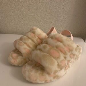 NEW UGGs FUR SLIPPERS